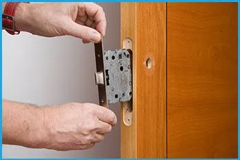 Lock Locksmith Services Derby, CT 203-278-5064 Lock Locksmith Services Derby, CT 203-278-5064 - 13-new-locks-installation