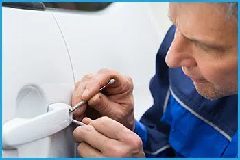 Lock Locksmith Services Derby, CT 203-278-5064 - 20-car-locksmith